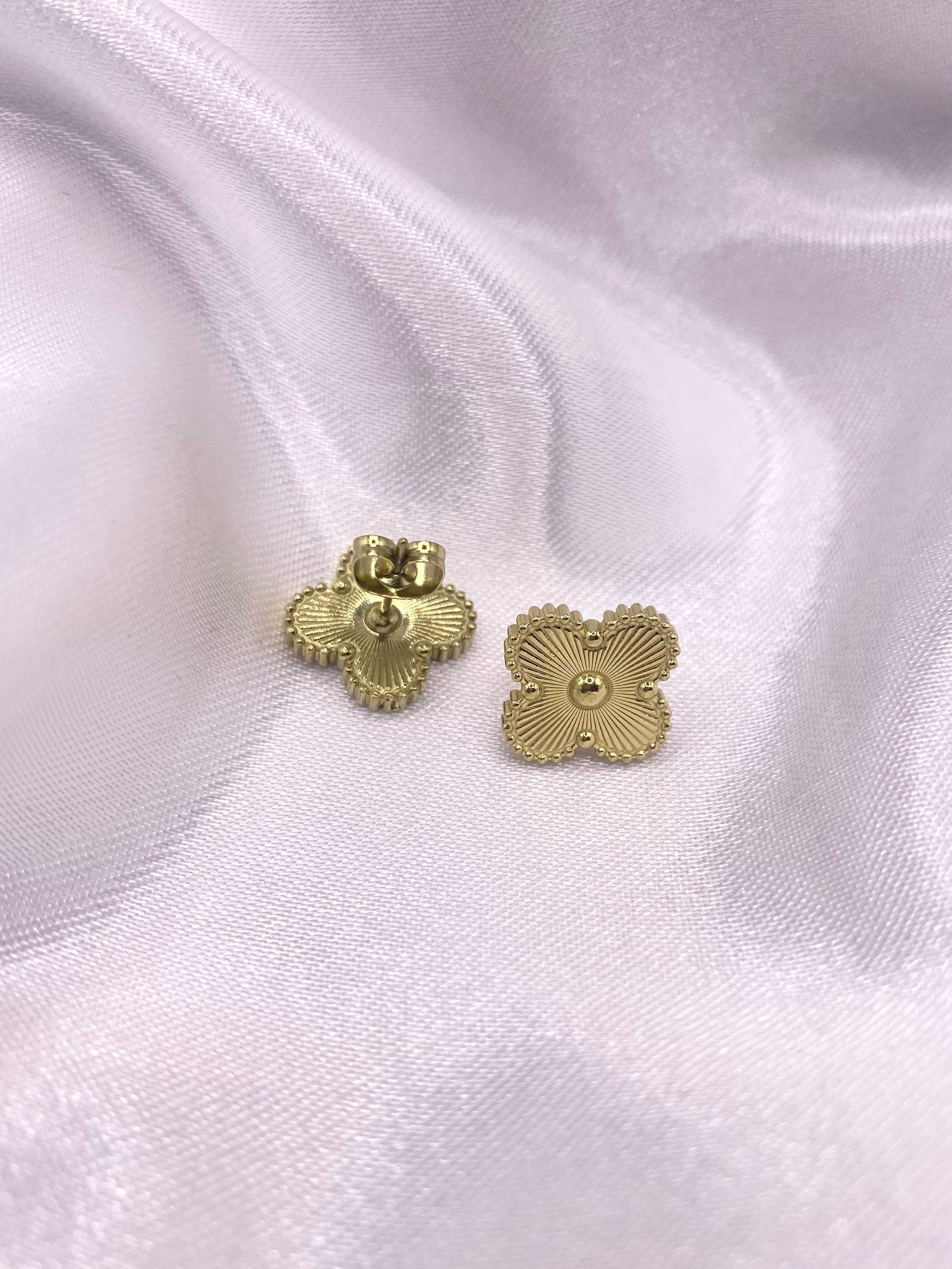 Clover Studs Goldplated